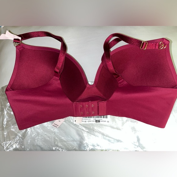 DREAM ANGELS
Smooth Wireless Push-Up Plunge Bra 34D - Campari Red - Picture 6 of 7